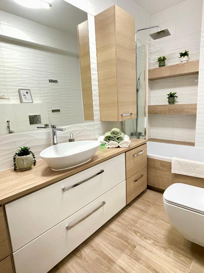Nowy Dwór Mazowiecki Apartments Sleep & Go Modlin Airport מראה חיצוני תמונה